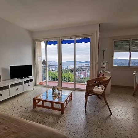 Le Lavandou, T2 Climatise Pour 4 Pers Avec Parking Pres De La - Fr-1-803-28 Apartamento Le Lavandou